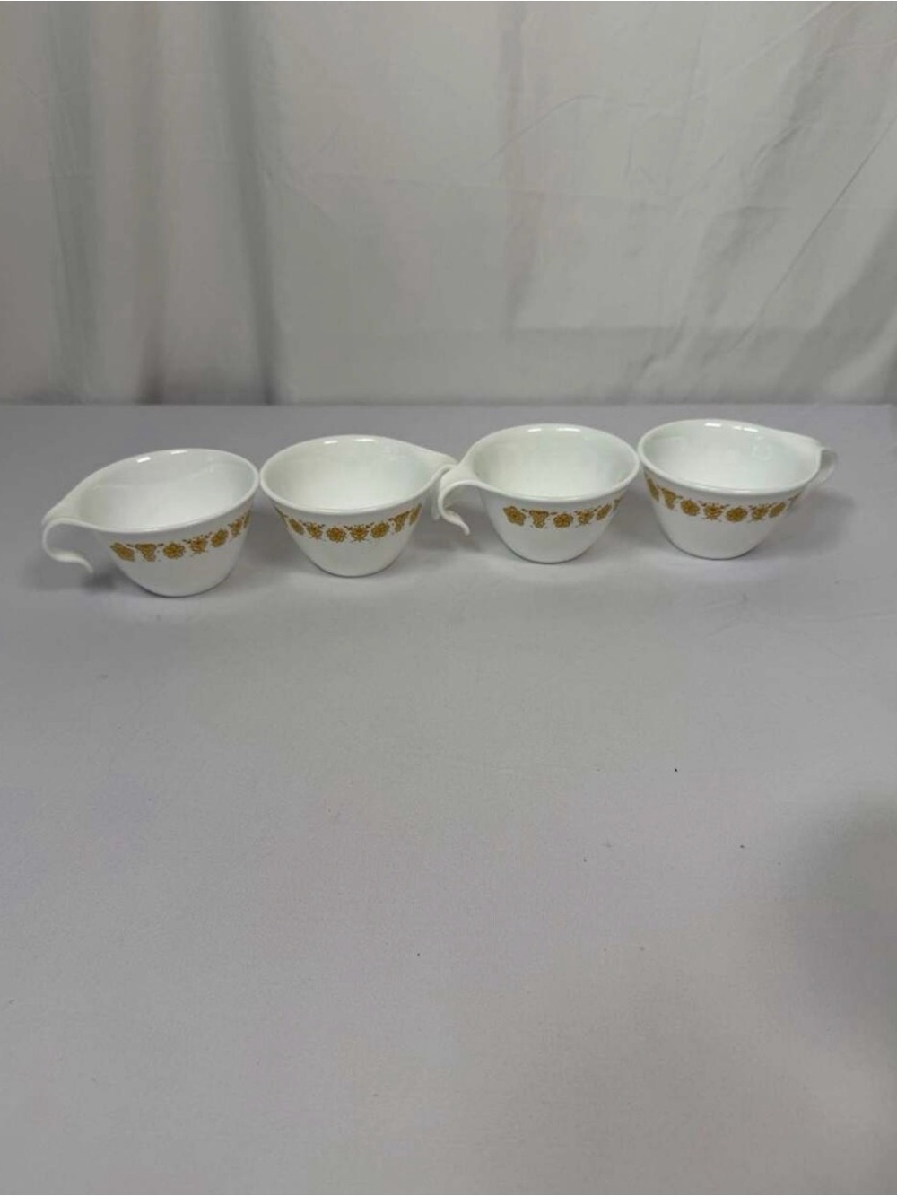 Corelle White Cups with Gold Leaf Border - Set of 4